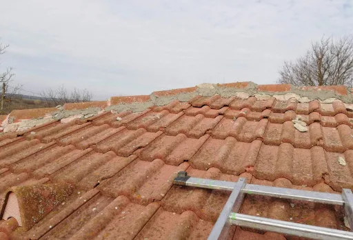 Reparatur- und Landschaftsbauarbeiten in der Nähe von Kavarna