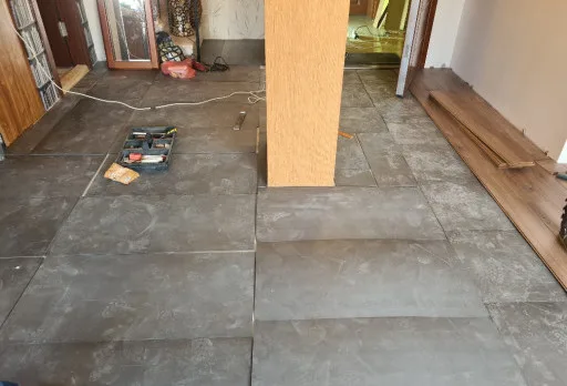 Verlegung von Laminatfußböden in Golden Sands