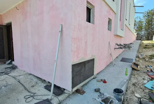 Модерна вила с плосък покрив в Балчик