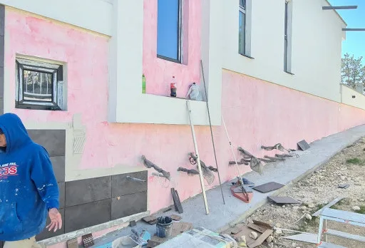 Модерна вила с плосък покрив в Балчик