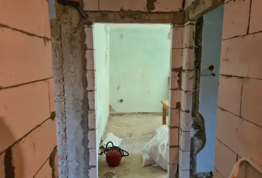 Bau- und Reparaturarbeiten in einer Wohnung in Varna