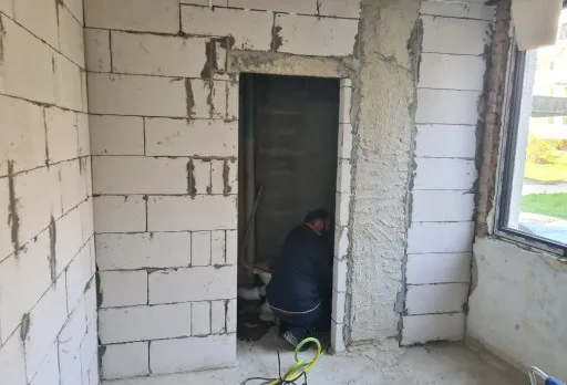 Bau- und Reparaturarbeiten in einer Wohnung in Varna