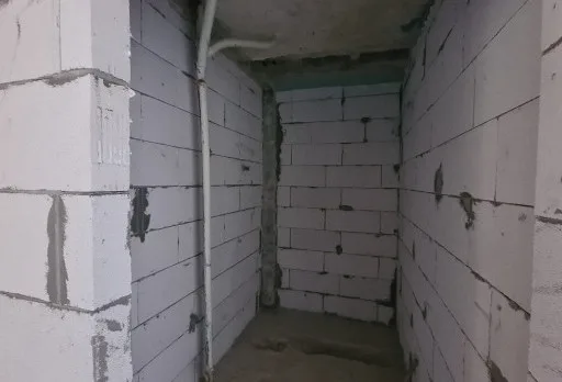 Bau- und Reparaturarbeiten in einer Wohnung in Varna