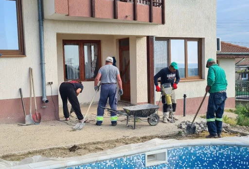 Строително-ремонтни работи на къща до Албена