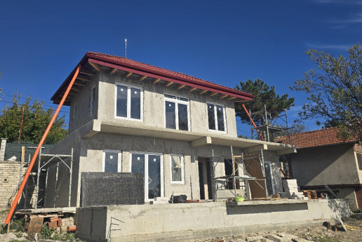 Building a house in Balchik