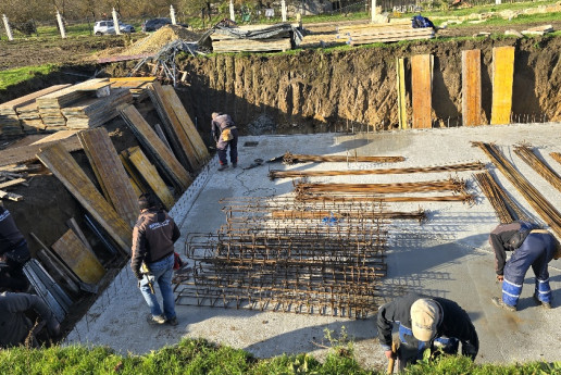 Строителство на къща във Варна, Долище