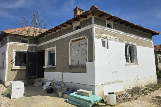 Основен ремонт на къща до Балчик