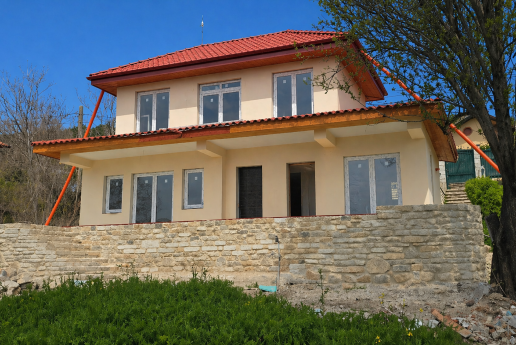 Building a house in Balchik