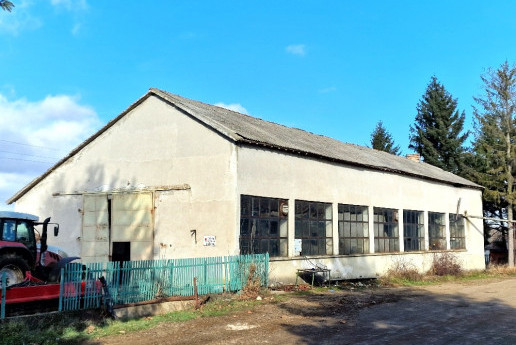 Строителство и ремонт на работилница за селскостопански машини в Добрич