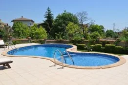 Строителство на басейн в Балчик