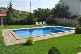 Строителство на басейн в Балчик