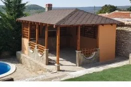 Строителство на барбекю в с. Оброчище, Албена