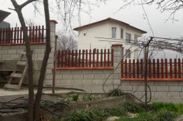 Building a perimeter wall near Varna