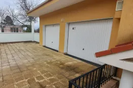 Bau- und Reparaturarbeiten an einem Haus in der Nähe von Albena