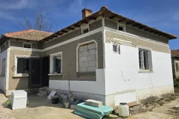 Gründliche Renovierung eines Hauses in der Nähe von Balchik