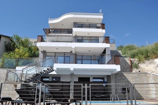 Building of a villa near Varna and Balchik, Black Sea coast