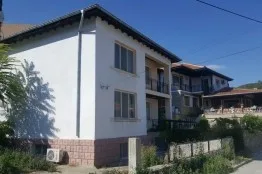 Bau- und Reparaturarbeiten an einem Haus in Balchik