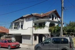 Reparaturarbeiten an einem Haus in Dobrich